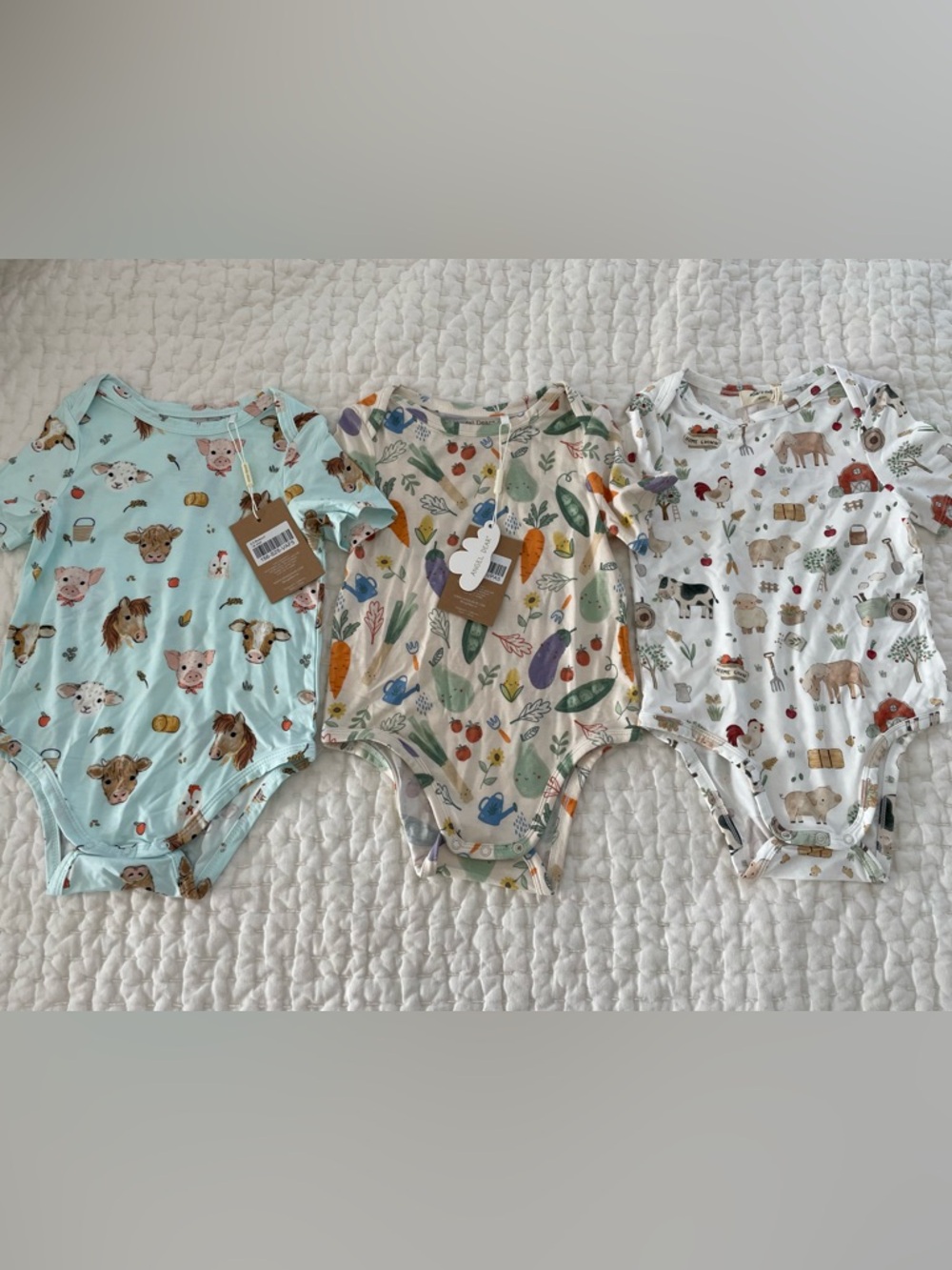 SOLD!!! NWT Angel Dear Bamboo Short Sleeve Farm Bodysuit Bundle of 3 18-24M